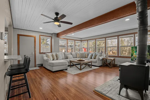 $230,800 | W6285 Harbor Lights Circle, Lyndon, WI 53011