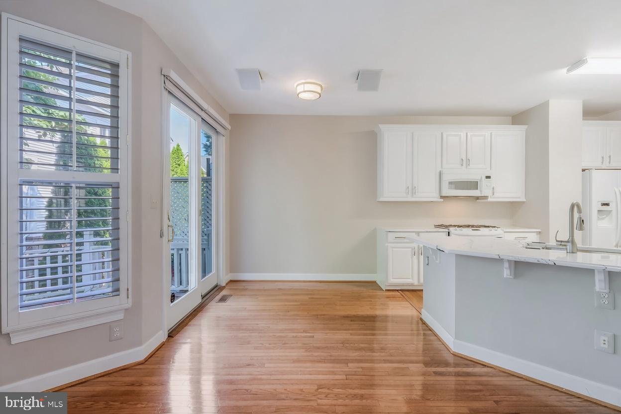 11485 Waterhaven Court Reston, VA 20190 - Photo 24 of 63 Gallery Image 24