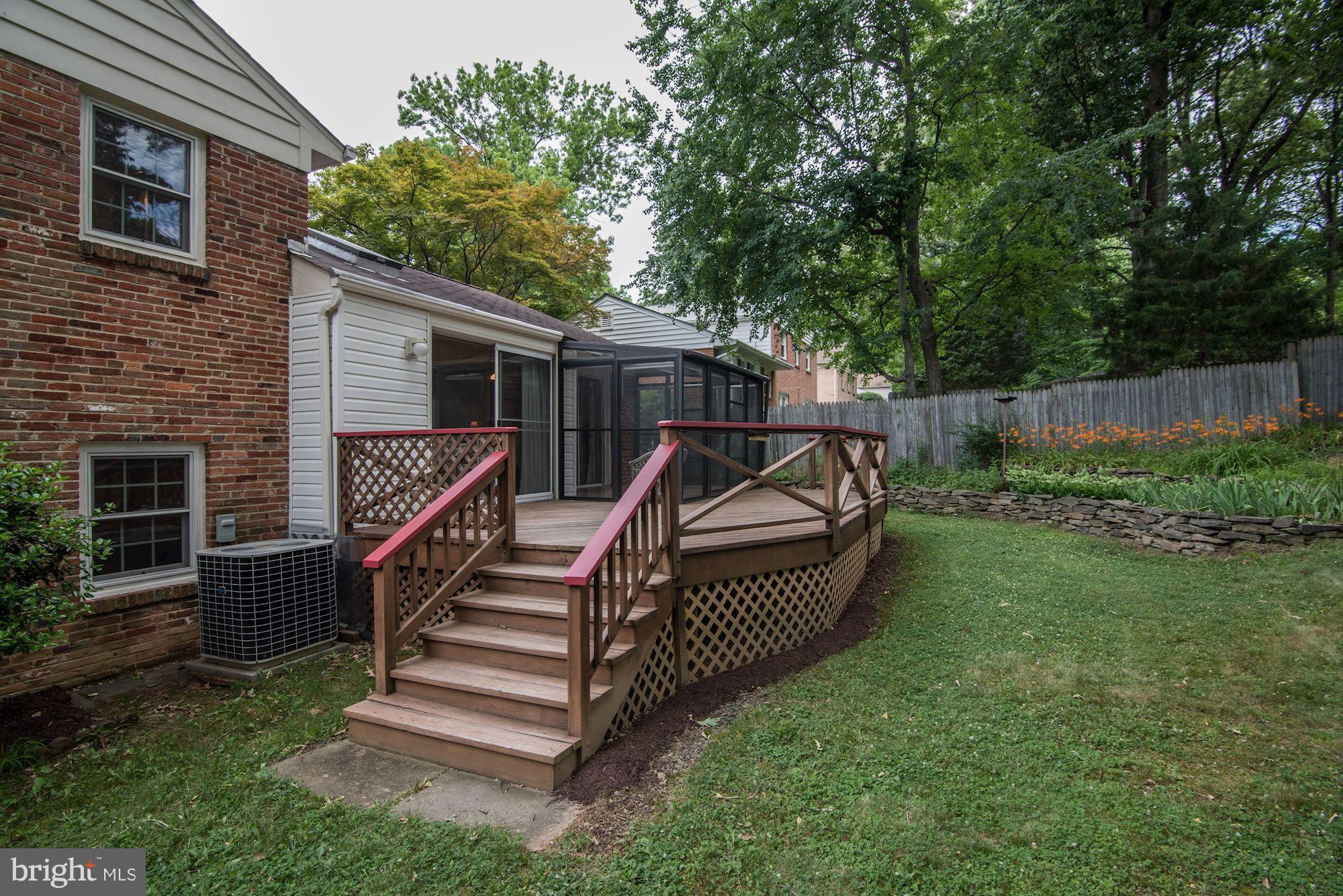 9913 Harrogate Road Bethesda, MD 20817 - Photo 24 of 27 Exterior (Rear)