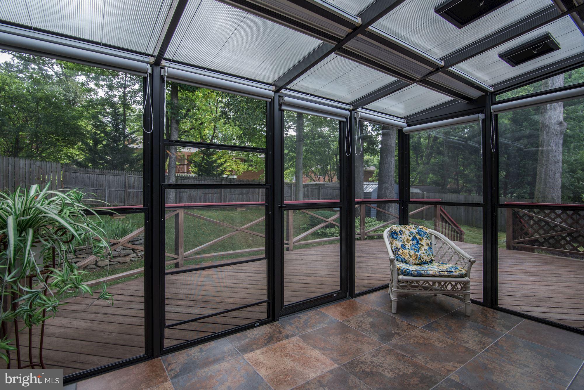 9913 Harrogate Road Bethesda, MD 20817 - Photo 5 of 27 Interior (General)