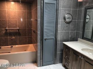 181 Deer Lake Circle Ormond Beach, FL 32174 - Photo 12 of 20 MASTER BATH