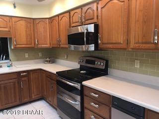 181 Deer Lake Circle Ormond Beach, FL 32174 - Photo 3 of 20 BEAUTIFUL KITCHEN