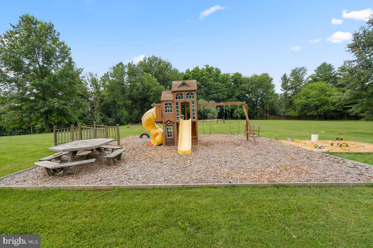 39524 Rodeffer Road Lovettsville, VA 20180 - Photo 44 of 63 Gallery Image 44