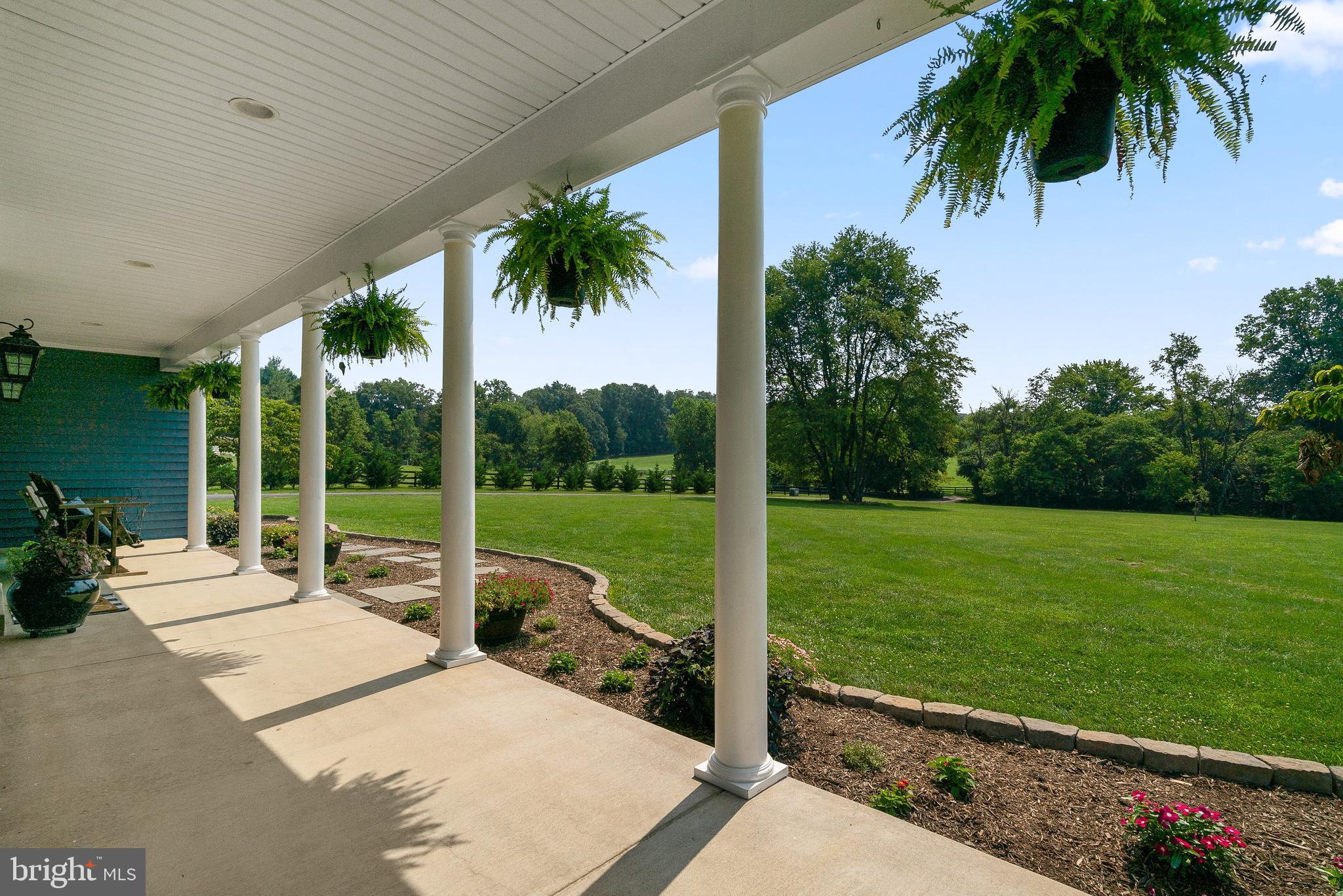 39524 Rodeffer Road Lovettsville, VA 20180 - Photo 6 of 63 Gallery Image 6