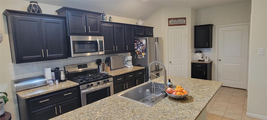 10017 Clemmons Road Fort Worth, TX 76108 - Photo 5 of 5 Gallery Image 5