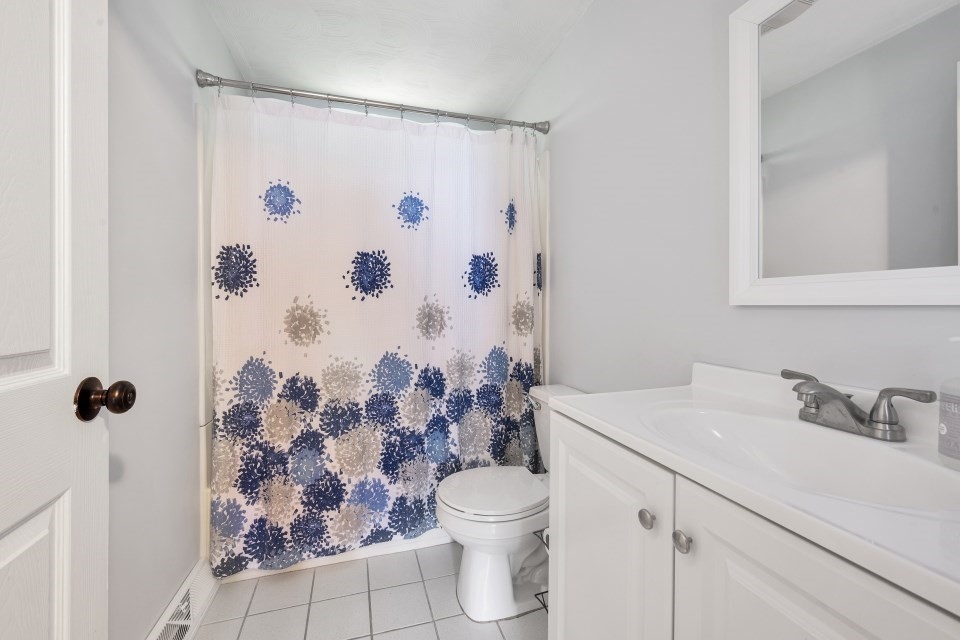25 Foxtail Road Hanover, MA 02339 - Photo 19 of 23