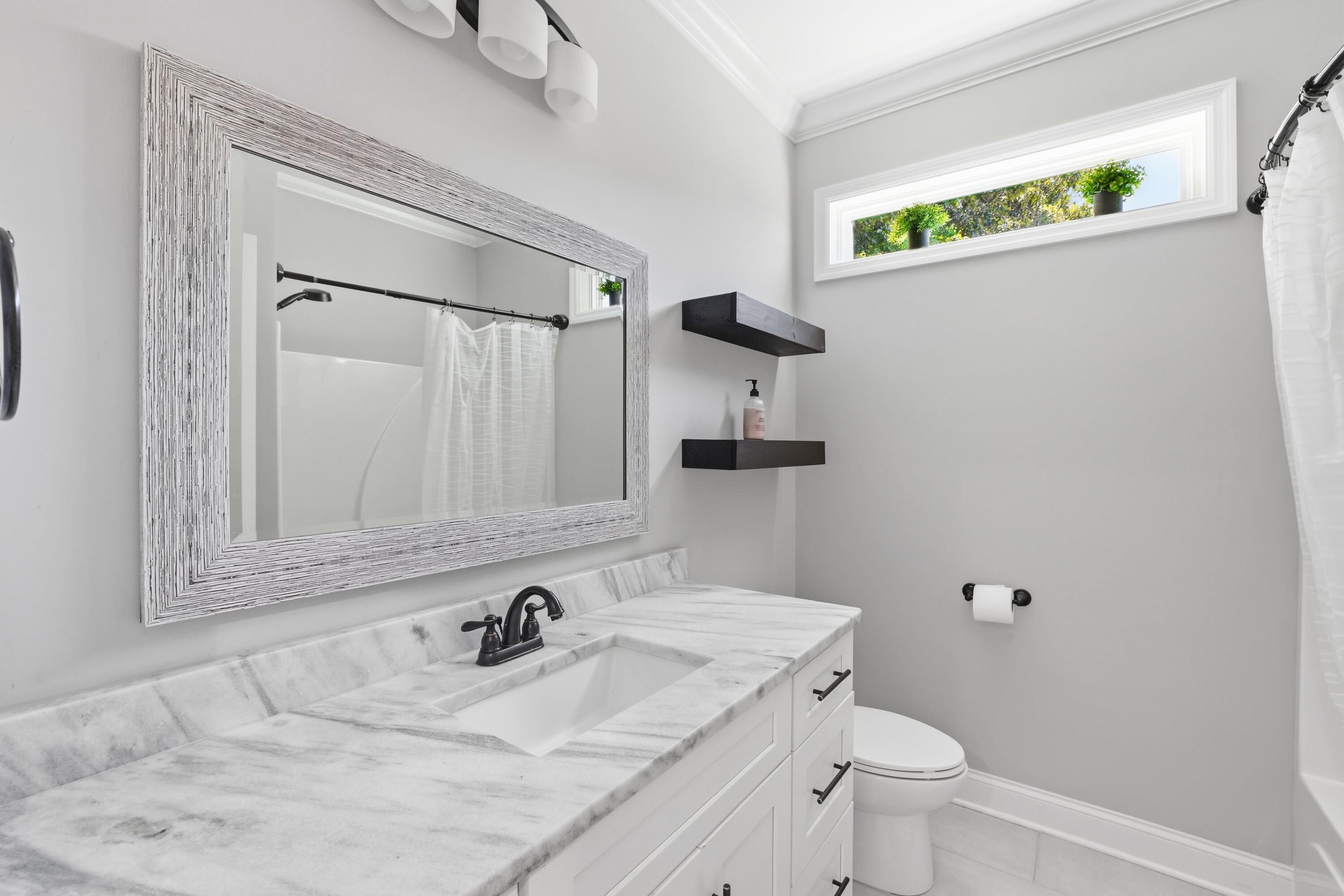 5834 Caney Ridge Circle Ooltewah, TN 37363 - Photo 15 of 30 Full Guest Bathroom on Main