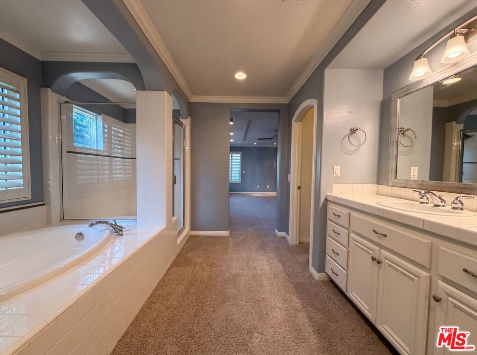 25701 Chestnut Way Stevenson Ranch, CA 91381 - Photo 22 of 35 Gallery Image 22