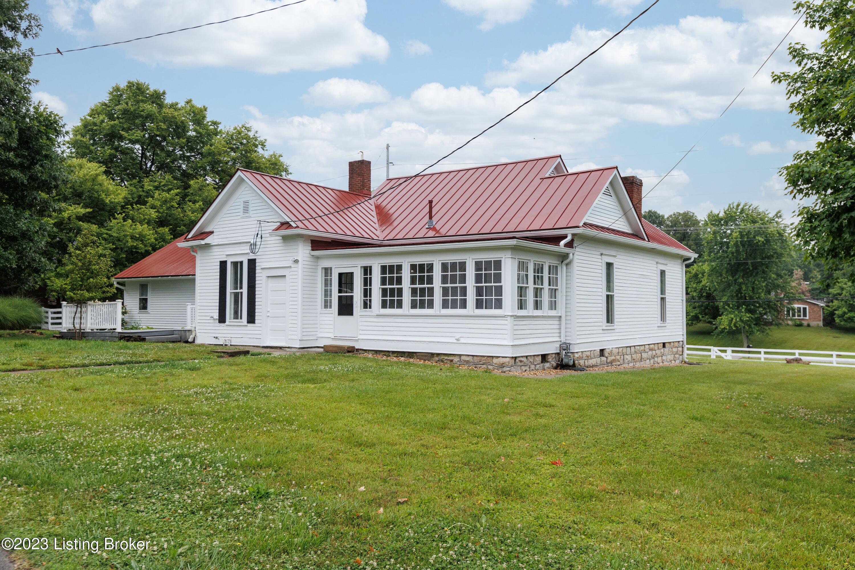 9631 Fairmount Road Louisville, KY 40291 - Photo 5 of 60 005