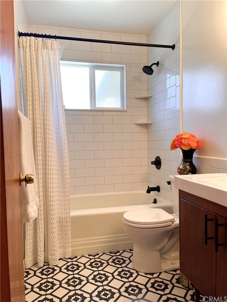 1245 Palm Avenue Chico, CA 95926 - Photo 10 of 19 a bathroom with a sink toilet and shower