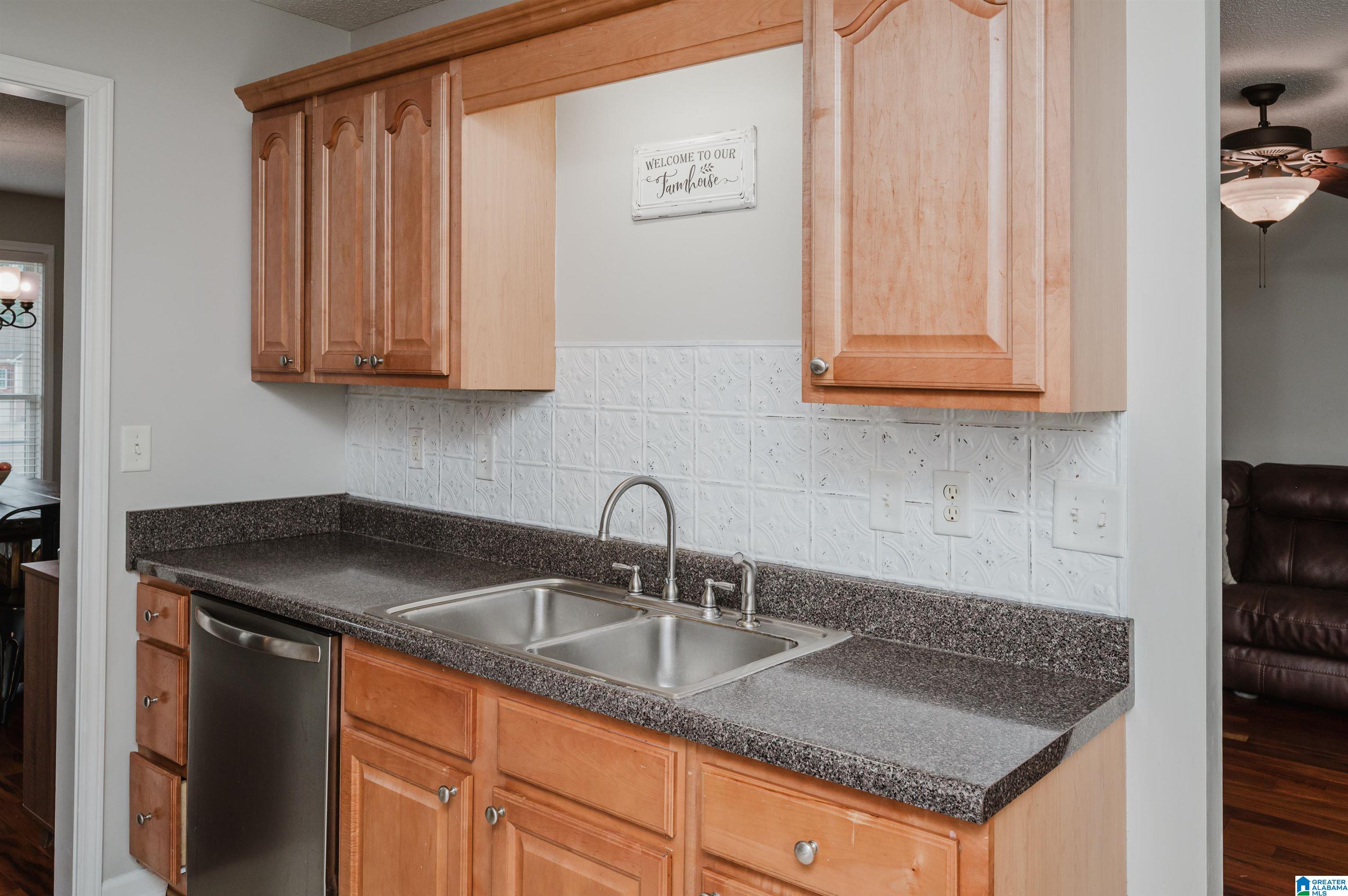 1015 Hickory Circle Moody, AL 35004 - Photo 9 of 29