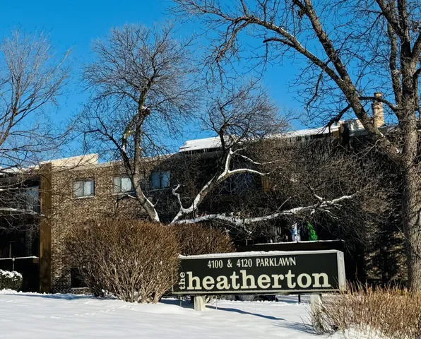 $132,000 | 4100 Parklawn Avenue, Unit 201, Edina, MN 55435