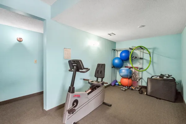 $129,000 | 4100 Parklawn Avenue, Unit 201, Edina, MN 55435