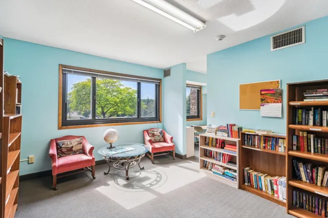 $132,000 | 4100 Parklawn Avenue, Unit 201, Edina, MN 55435