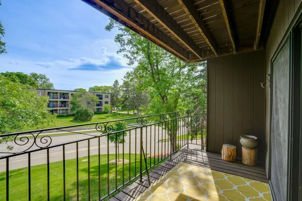 $129,000 | 4100 Parklawn Avenue, Unit 201, Edina, MN 55435