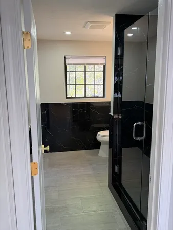 $2,900 | 292 Main Street, Unit 3, Walpole, MA 02081