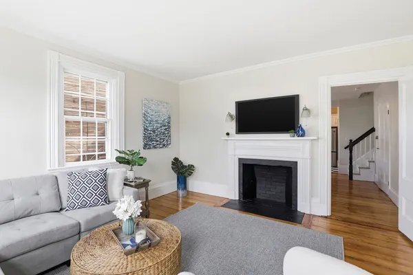 $629,000 | 190 South Street, Unit A, Hingham, MA 02043