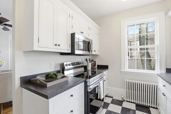 $629,000 | 190 South Street, Unit A, Hingham, MA 02043