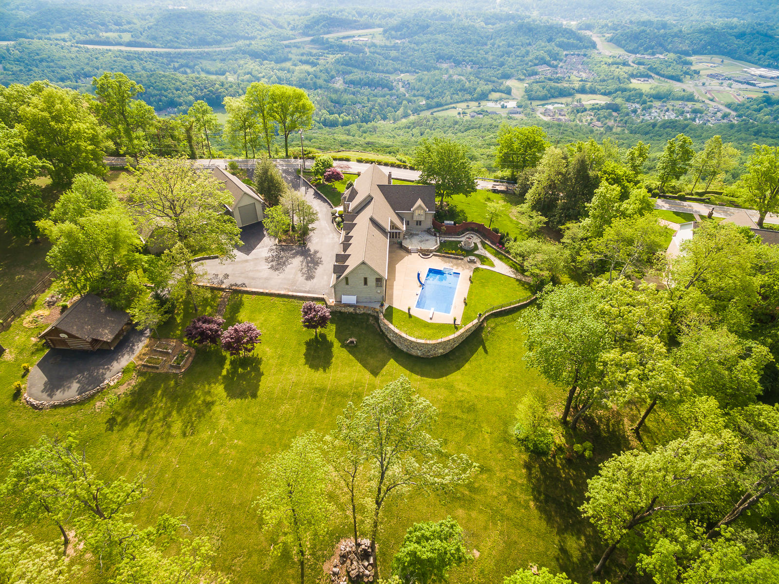1425_EastBrowRd_Aerial-3