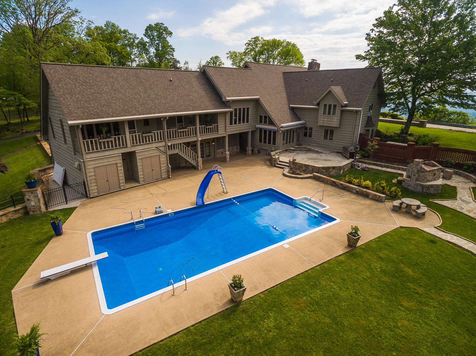 1425_EastBrowRd_Aerial-26