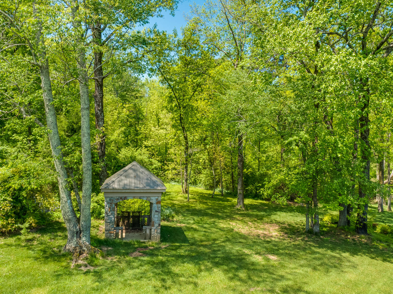 1423 East Brow Road Signal Mountain, TN 37377 - Photo 67 of 81 1425_EastBrowRd-13