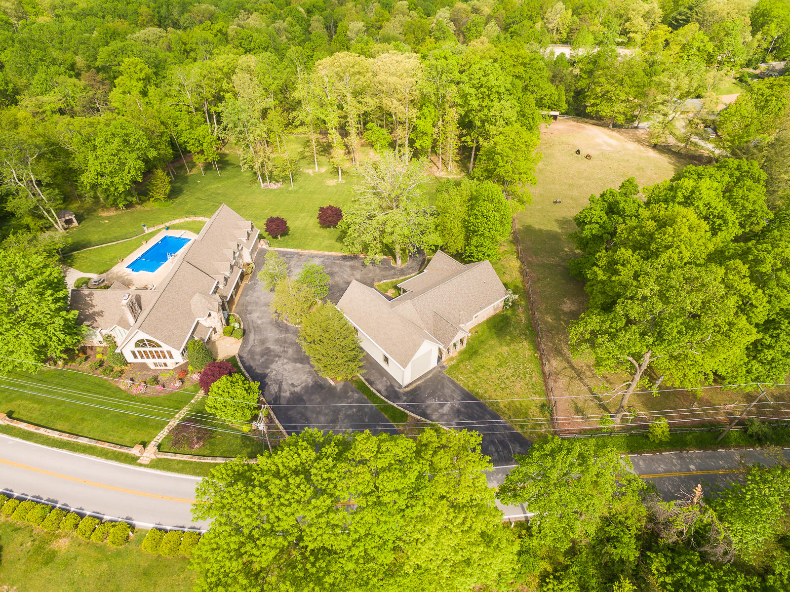 1423 East Brow Road Signal Mountain, TN 37377 - Photo 71 of 81 1425_EastBrowRd_Aerial-5