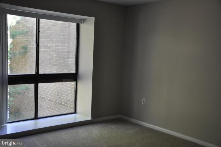 11612 Ivystone Court, Unit 5/300 Reston, VA 20191 - Photo 11 of 11 Bedroom #1