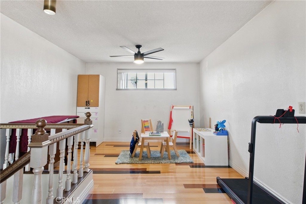 302 East 213th Street Carson, CA 90745 - Photo 31 of 40 a view of a livingroom with furniture