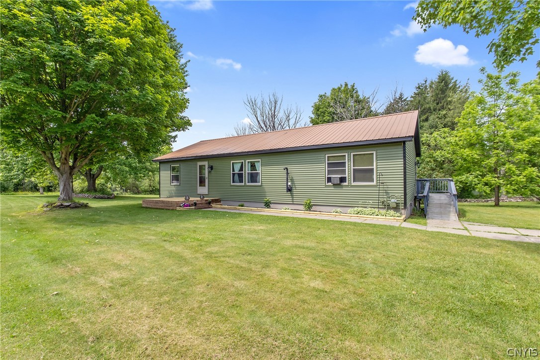955 Middle Road Scriba, NY 13126 - Photo 2 of 47