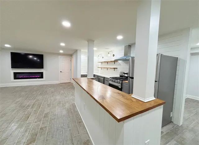 $2,000 | 785 Weatherly Lane Northwest, Sandy Springs, GA 30328