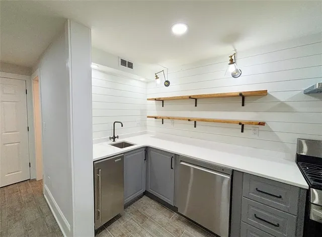 $2,000 | 785 Weatherly Lane Northwest, Sandy Springs, GA 30328