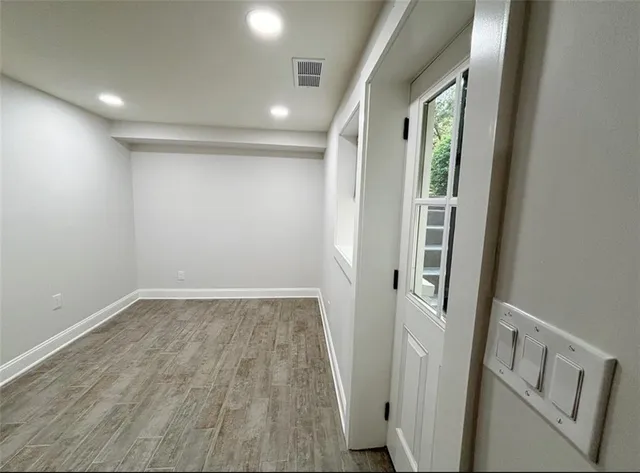 $2,000 | 785 Weatherly Lane Northwest, Sandy Springs, GA 30328