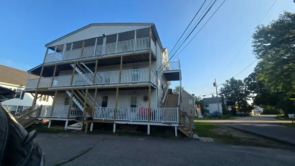 $1,600 | 16 Jordan Street, Unit 2L, Berwick, ME 03901