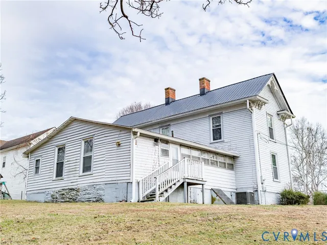 $145,000 | 9 Ridge Street, Chatham, VA 24531