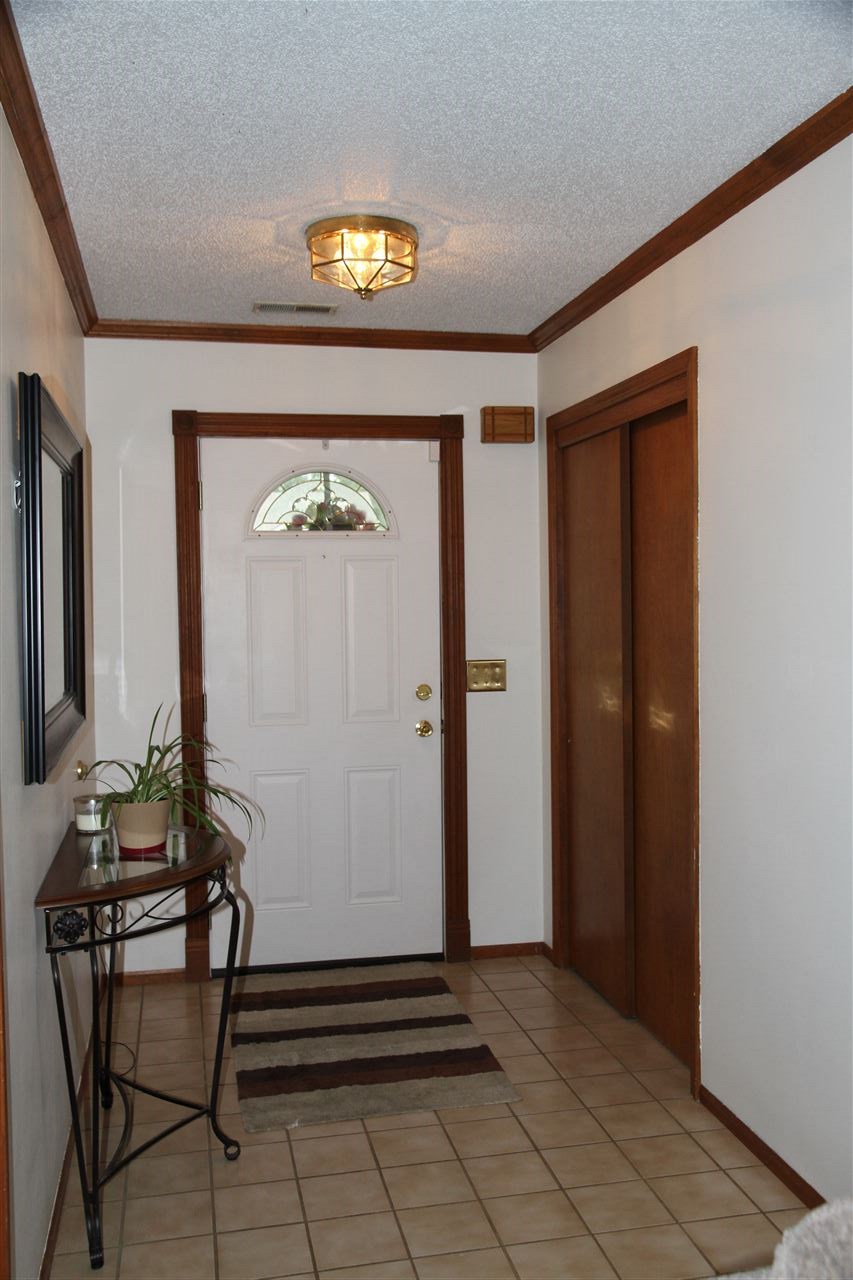 5924 Gate Tree Lane Fort Wayne, IN 46835 - Photo 5 of 32 Gallery Image 5