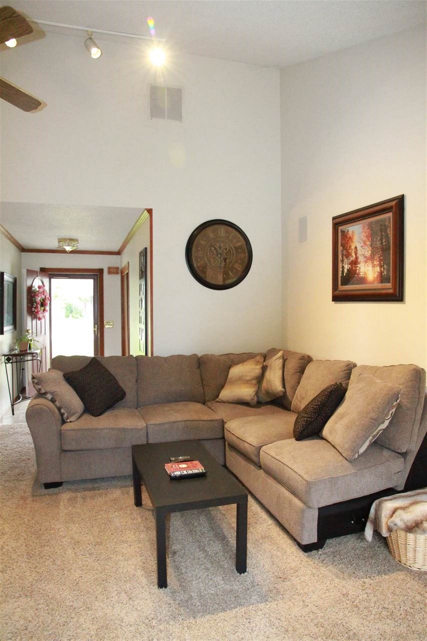 5924 Gate Tree Lane Fort Wayne, IN 46835 - Photo 9 of 32 Gallery Image 9