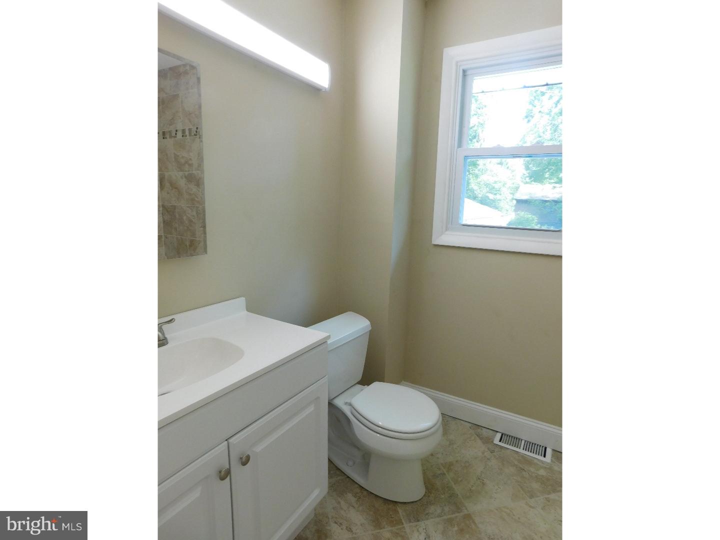 403 Preston Road Cherry Hill, NJ 08034 - Photo 7 of 22 Gallery Image 7