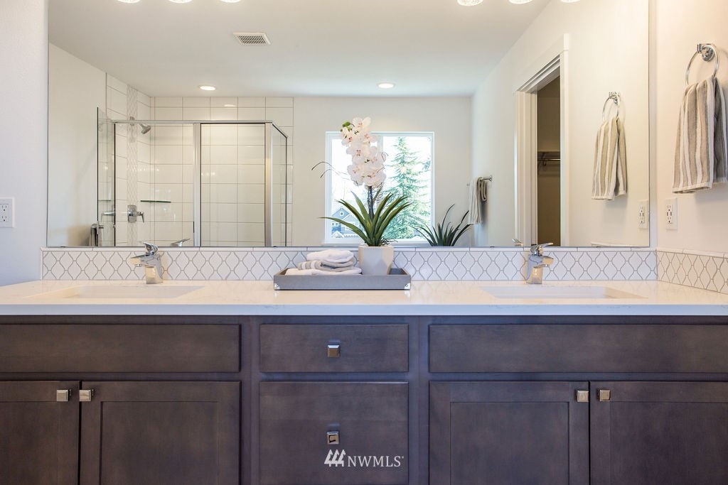 11433 Southeast 162nd Street Renton, WA 98055 - Photo 19 of 25