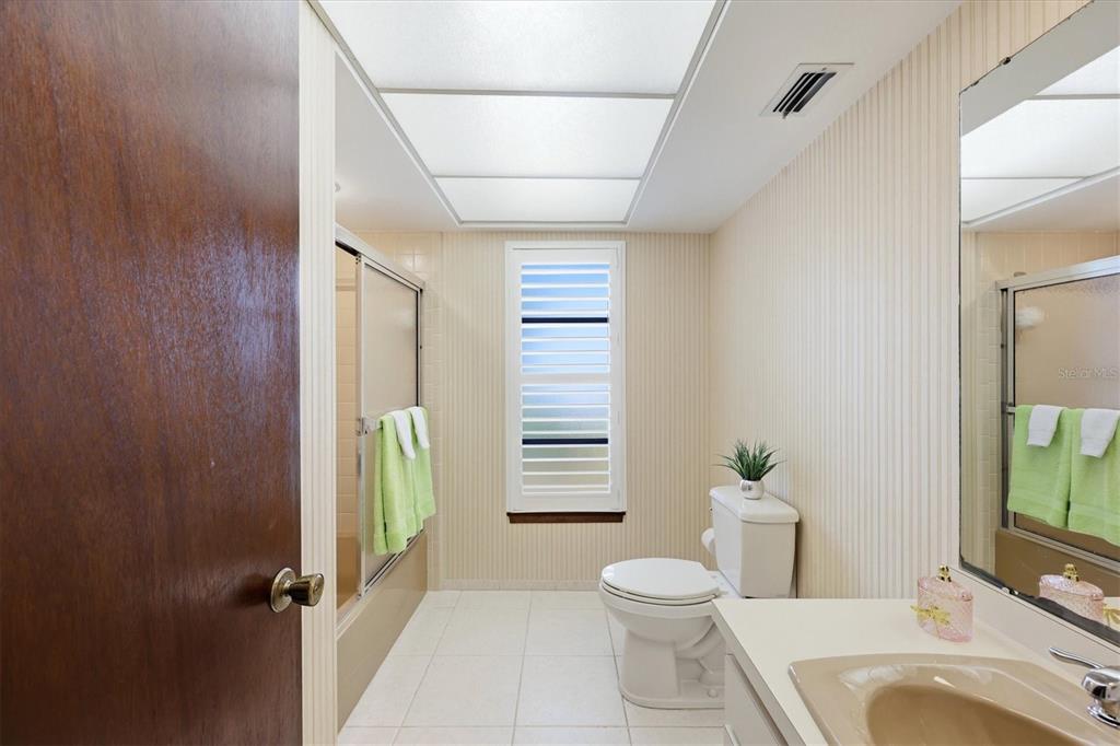 491 Wisteria Road Venice, FL 34293 - Photo 22 of 42