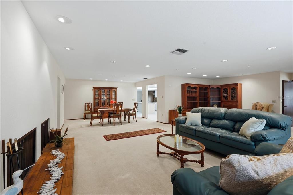 491 Wisteria Road Venice, FL 34293 - Photo 7 of 42