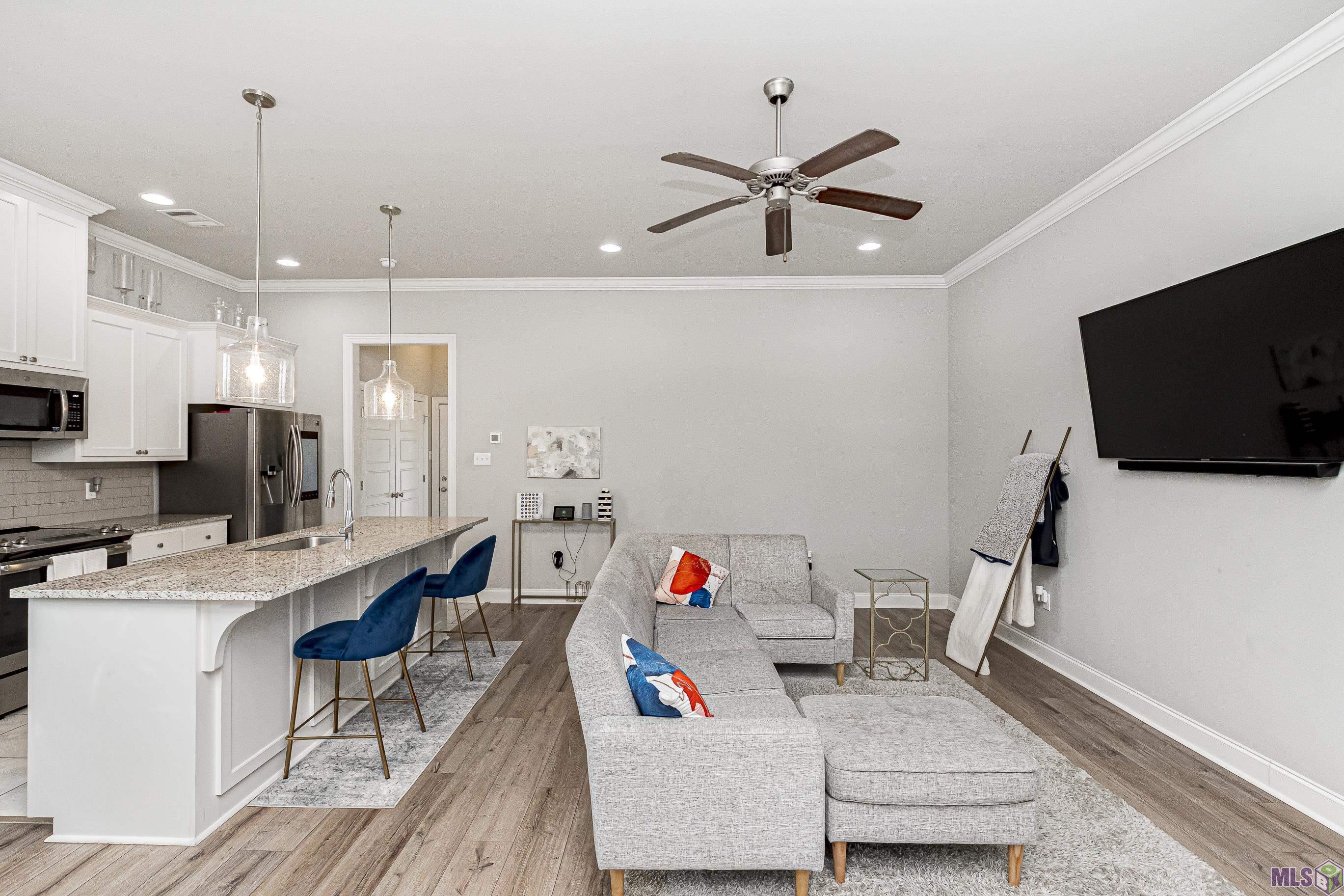 1407 Partierre Lane Baton Rouge, LA 70820 - Photo 3 of 18 Gallery Image 3