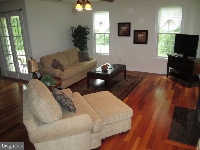 96 Wood Chip Road Elkton, MD 21921 - Photo 24 of 36 Family Room