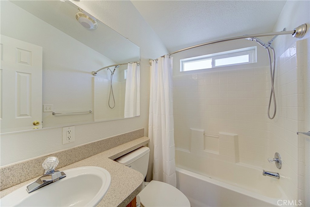 39911 Green Meadow Road Temecula, CA 92592 - Photo 58 of 75 Secondary bathroom