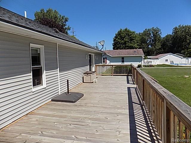 3026 Beach Road Port Huron, MI 48060 - Photo 14 of 40 DSCN1296.JPG