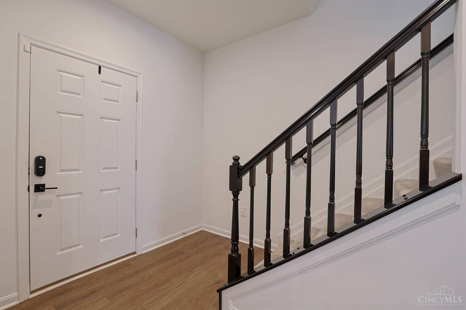 1257 Soaring Way Maineville, OH 45039 - Photo 5 of 42