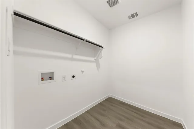 $372,000 | 1324 Parkdale Street, Forney, TX 75126