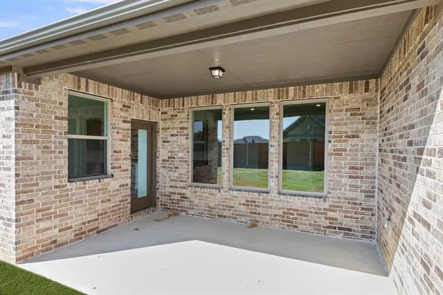 $372,000 | 1324 Parkdale Street, Forney, TX 75126