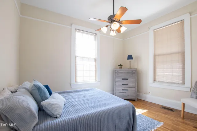 $439,900 | 21160 Jeb Stuart Highway, Damascus, VA 24236