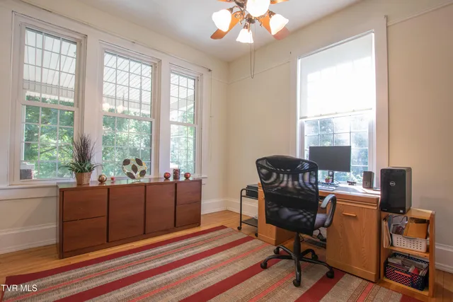 $439,900 | 21160 Jeb Stuart Highway, Damascus, VA 24236