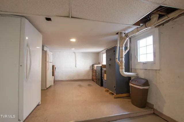 $439,900 | 21160 Jeb Stuart Highway, Damascus, VA 24236